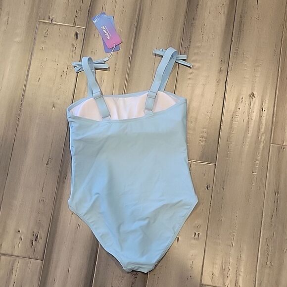 Mienqe ,teen girls 12-14 - Picture 3 of 7